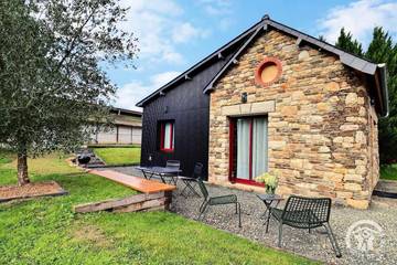 Gîte pour 4 personnes, avec jardin à Saint-Georges-de-Chesné