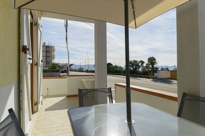 Gîte pour 5 personnes, avec terrasse à Follonica - 4