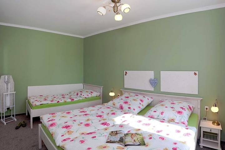 Bungalow für 3 Personen, mit Garten in Trassenheide - 2