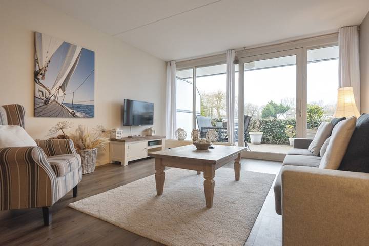 Vakantieappartement voor 4 personen, met balkon, kindvriendelijk in Warmond