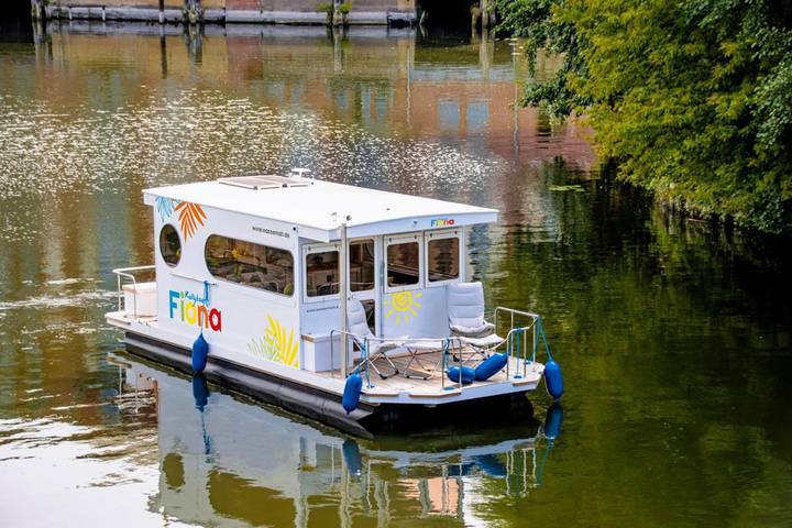 Boot für 4 Personen, mit Terrasse und Ausblick sowie Seeblick in Berlin