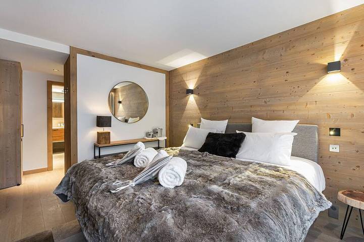 Entire apartment, Beautiful 76m² apartment in Courchevel, near slopes, 3 bedrooms, parking in Saint-Bon-Tarentaise, Massif de la Vanoise