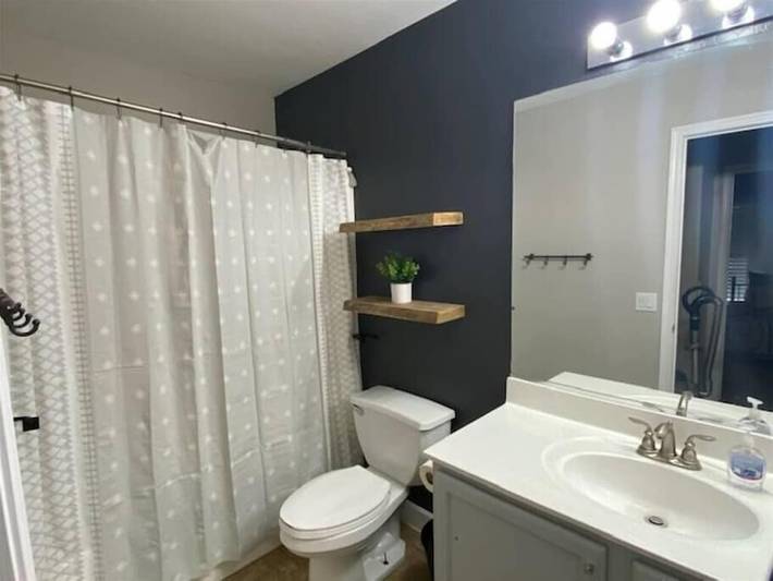 Vacation rental for 8 people, with balcony and yard as well as hot tub in Peoria (AZ)