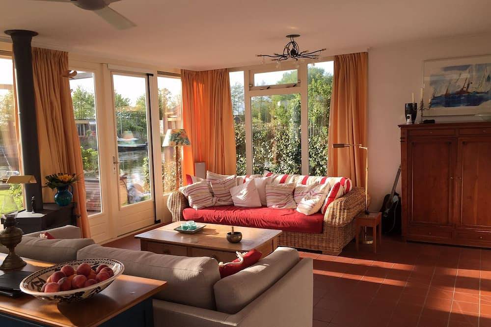 Ferienhaus auf dem Ufer der friesischen Seen in Ijsselmeer