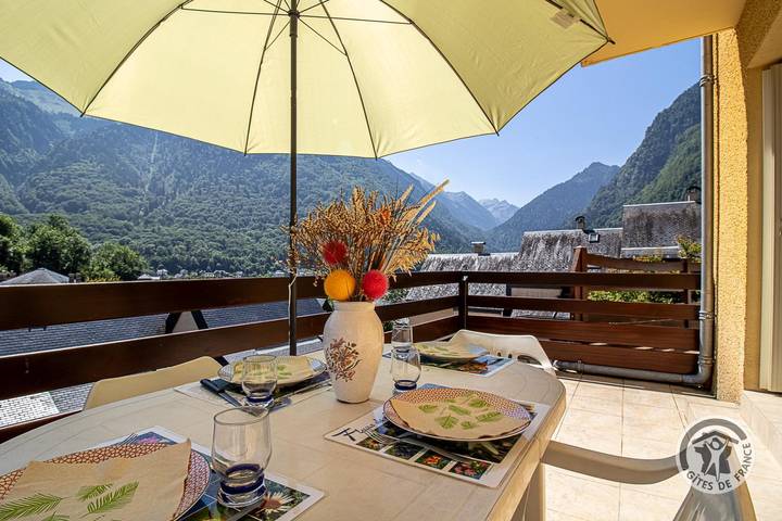 Gîte pour 3 personnes, avec balcon/terrasse et terrasse, animaux acceptés à Cauterets