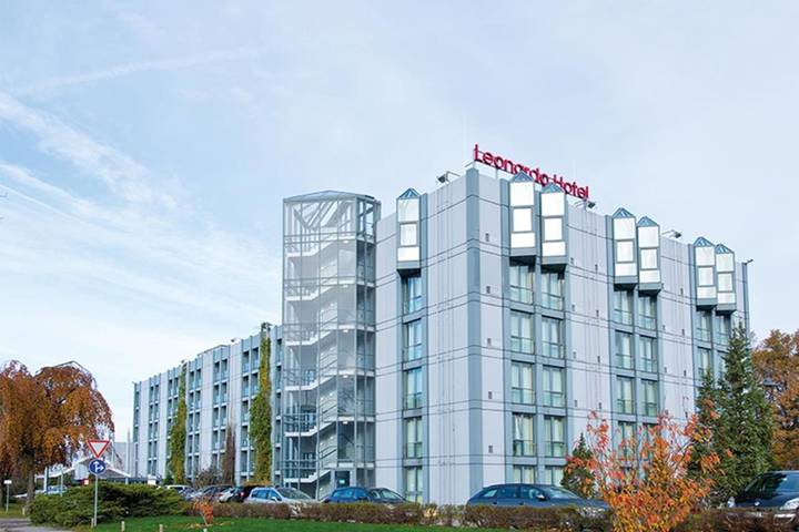 Hotel für 10 Personen, mit Terrasse und Sauna in Langenhagen - 3