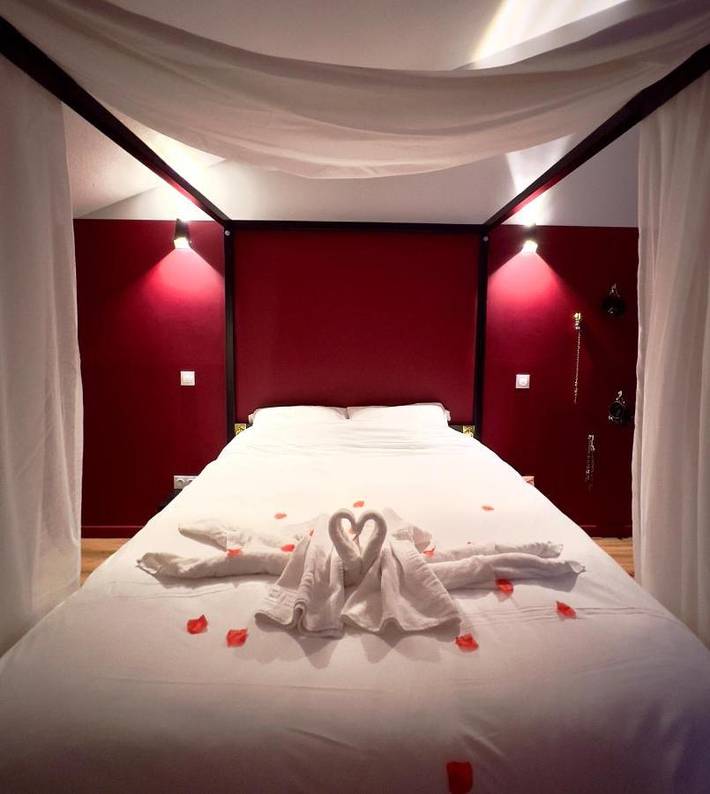 Location de vacances pour 2 personnes, avec jacuzzi et terrasse à Moirans - 2