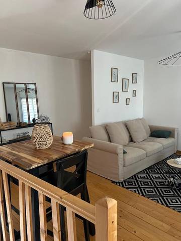 Location de vacances pour 4 personnes, avec terrasse dans Mailly-Champagne