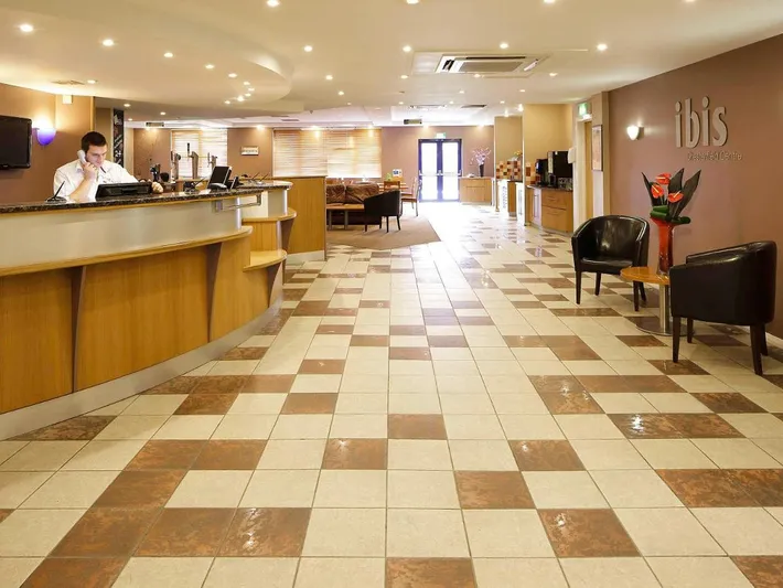 Hotel para 2 personas - 1