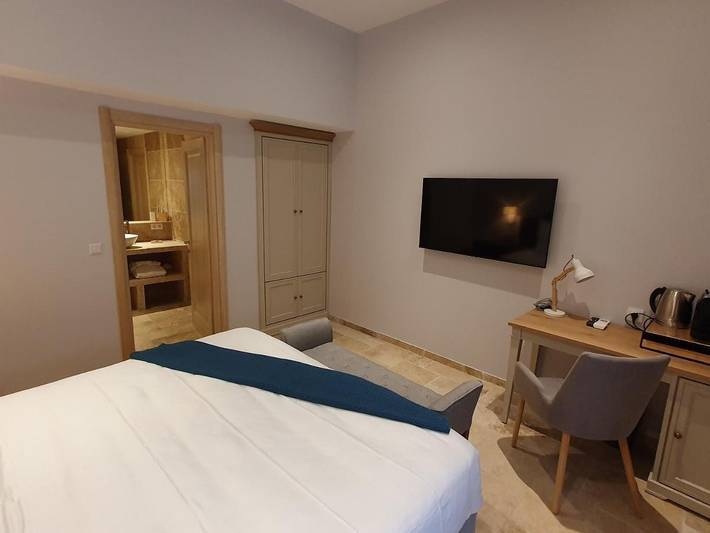 Station pour 4 personnes, avec piscine et jardin à Niozelles - 2