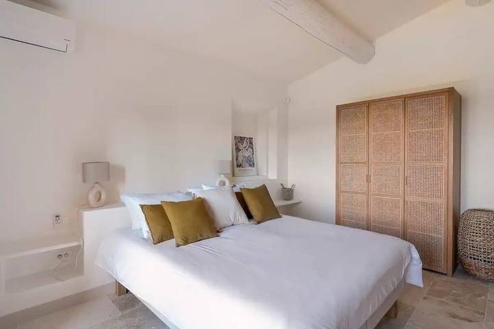 Location de vacances pour 14 personnes, avec jacuzzi et jardin à Goult - 2