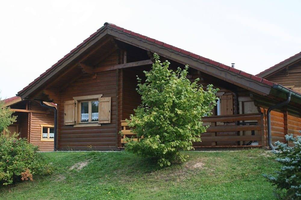 Ganze Wohnung, Ferienblockhaus 50qm für bis zu 5 Personen - voll ausgestattet in Stamsried, Ostbayern