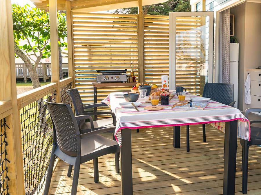 Camping Les Beaupins - Mobilheim 4 personen - Select Tv Lv Clim Plancha - 2 Schlafzimmer - 4 Personen in Saint-Denis-d'Oléron, Côte de Beauté