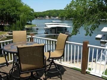 Vacation House for 12 Guests in Lake of the Ozarks, Ozark Mountains, Picture 2