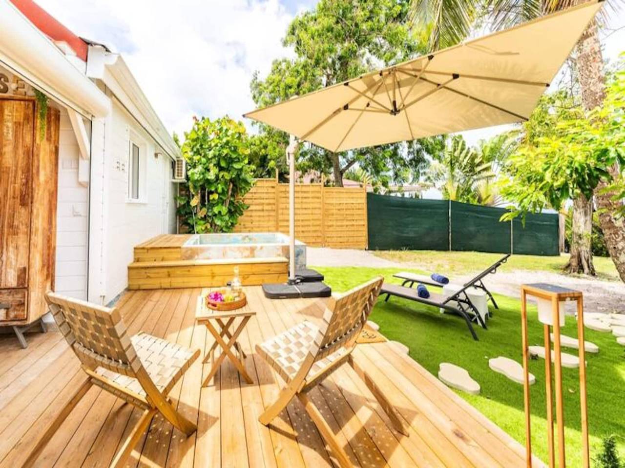 Ganze Wohnung, Villa in Grand-Bourg mit privatem Pool in Grand-Bourg, Guadeloupe