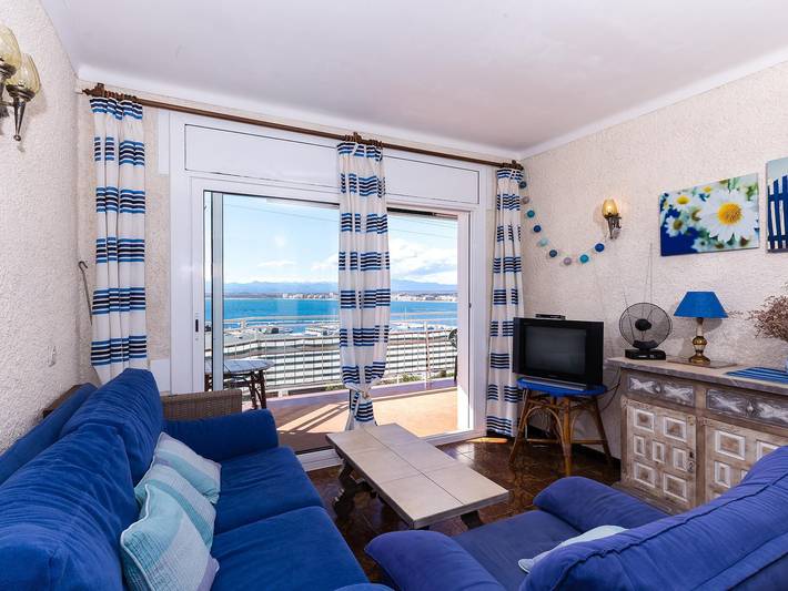 Gîte pour 5 personnes, avec terrasse à Roses - 2