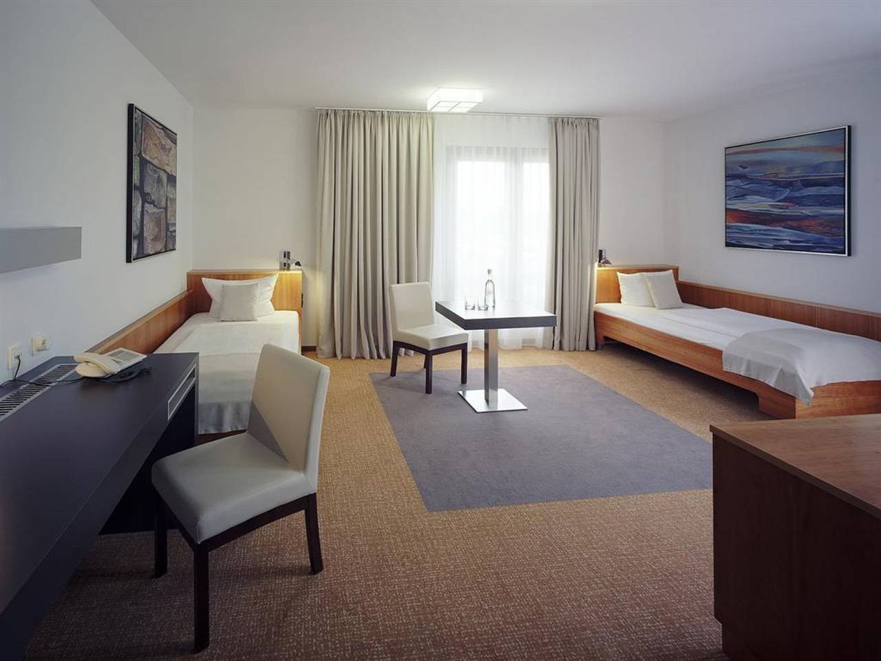 Akademiehotel - Einzelzimmer, Dusche oder Bad, Wc in Klotzsche, Dresden