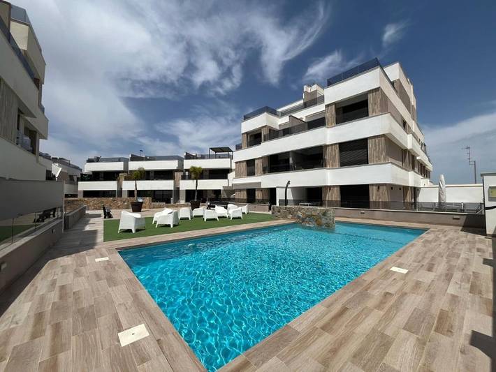 Apartamento de vacaciones para 4 personas, con jardín además de vistas y piscina - 1