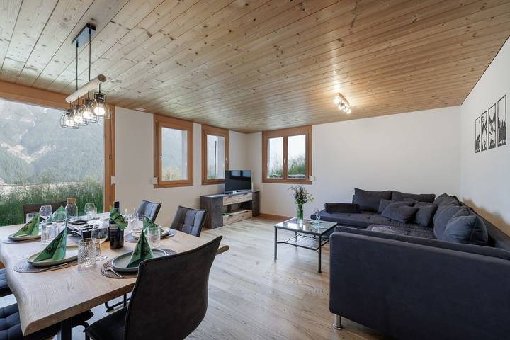 Ferienwohnung für 6 Personen, mit Balkon und Terrasse in Graubünden - 2