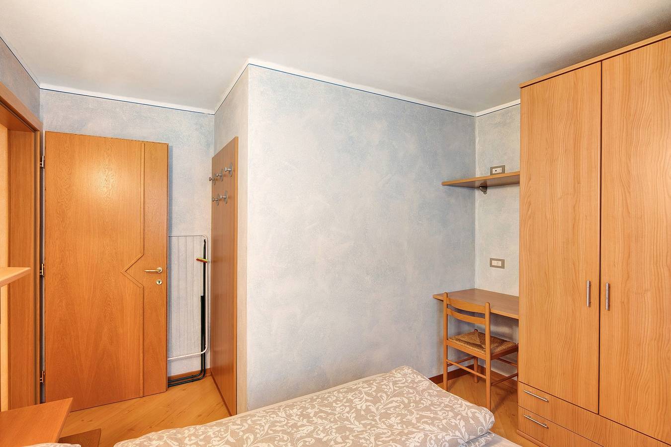 Cały apartament, Apartment "Cima Cavalli" with Mountain View, Garden & Wi-Fi in Livigno, Valtellina
