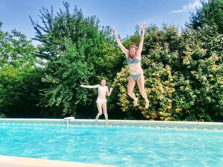 Location de vacances pour 10 personnes, avec jardin ainsi que piscine et vue à Bilhac - 2