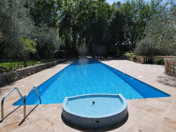 Maison d’hôte pour 2 personnes, avec vue ainsi que jardin et piscine à Mougins - 3