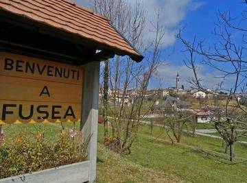 Gîte pour 2 personnes, avec terrasse ainsi que vue et jardin à Tolmezzo