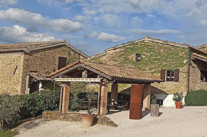 Location de vacances pour 2 personnes, avec piscine et jardin, animaux acceptés à Pergola