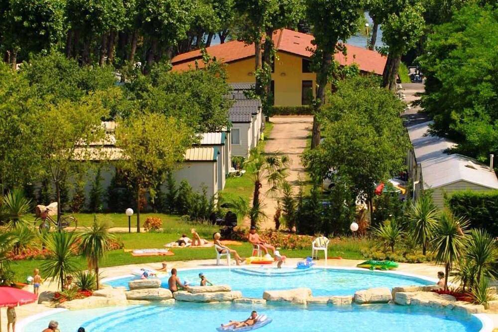Holiday Park for 4 People in Peschiera del Garda, Garda Mountains