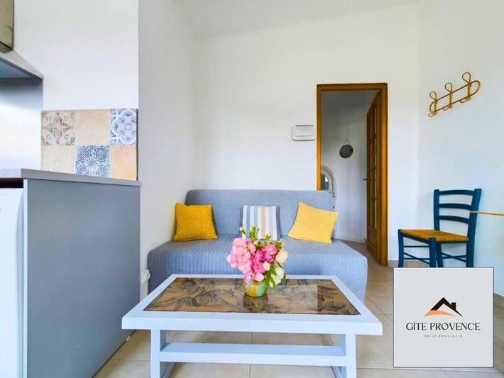 Appartement de vacances pour 2 personnes, avec Terrasse et Jardin ainsi que Piscine et Vue à Noves - 4
