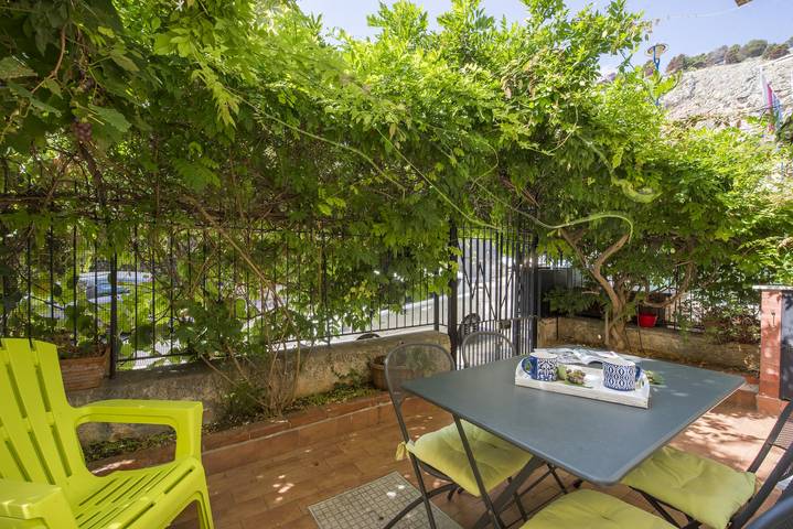 Ferienwohnung für 6 Personen, mit Garten in Mondello