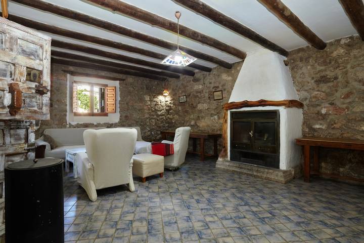 Casa de vacaciones 'El Soto' con vistas a la montaña, piscina privada y Wi-Fi in Beas de Segura, Parque natural de las Sierras de Cazorla y Segura
