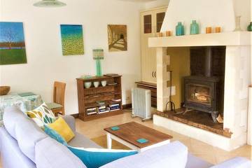 Gîte pour 3 personnes, avec jardin et terrasse à Gabillou