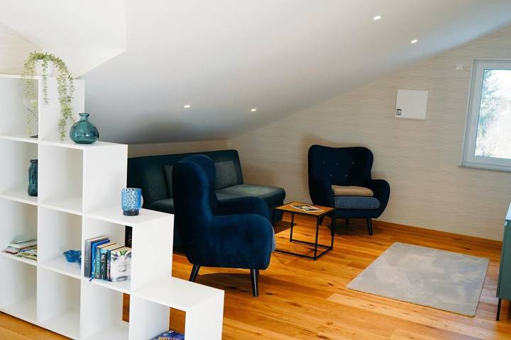 Ferienwohnung für 4 Personen, mit Balkon und Terrasse sowie Garten und Ausblick in Sigmaringen
