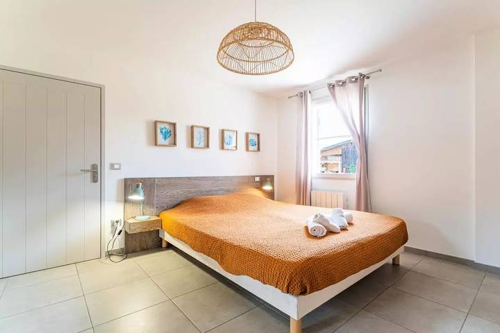 Location de vacances pour 2 personnes, avec piscine et jardin à Naujac-sur-Mer - 3