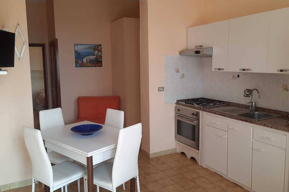 Ganze Wohnung, Fewo Sun And Blue Superb Sea View Unforgettable Sunsets Wifi Free Relaxation in Morcone, Elba