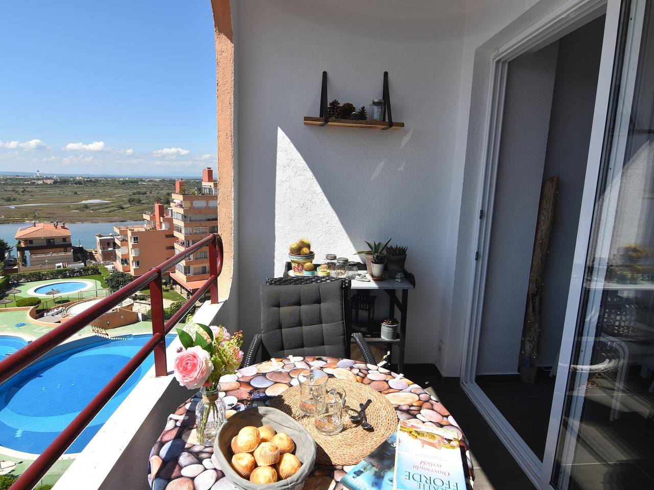 Estudio entero, Estudio Acogedor en Roses con Piscina Comunitaria in Santa Margarida, Roses