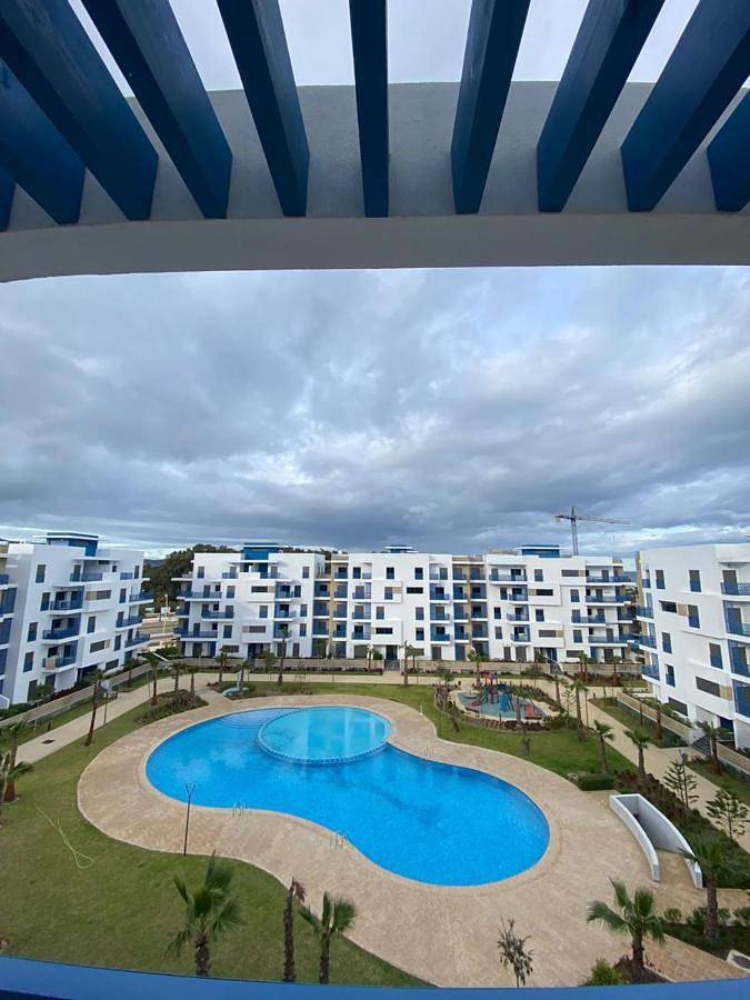 Gîte pour 3 personnes, avec balcon et piscine dans Martil