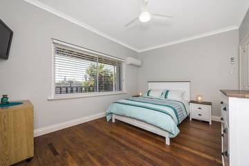 Holiday Home for 8 People in Lancelin, Western Australia, Photo 1