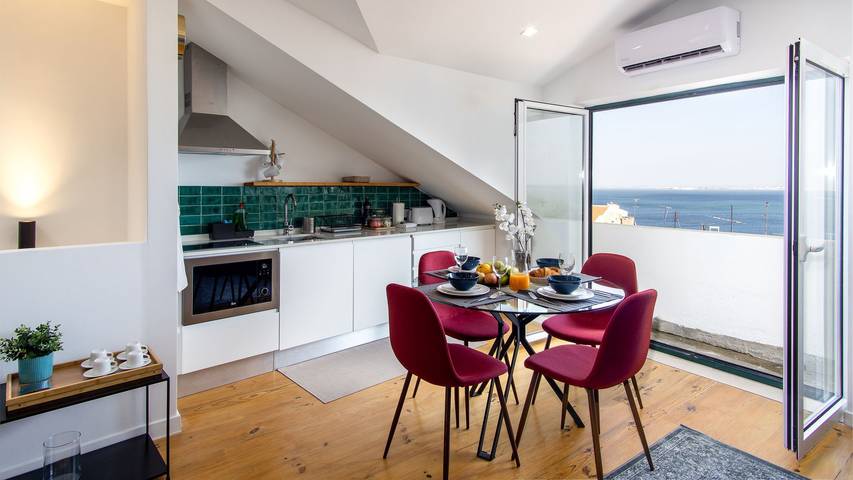Ferienwohnung für 2 Personen, mit Meerblick und Balkon - 1
