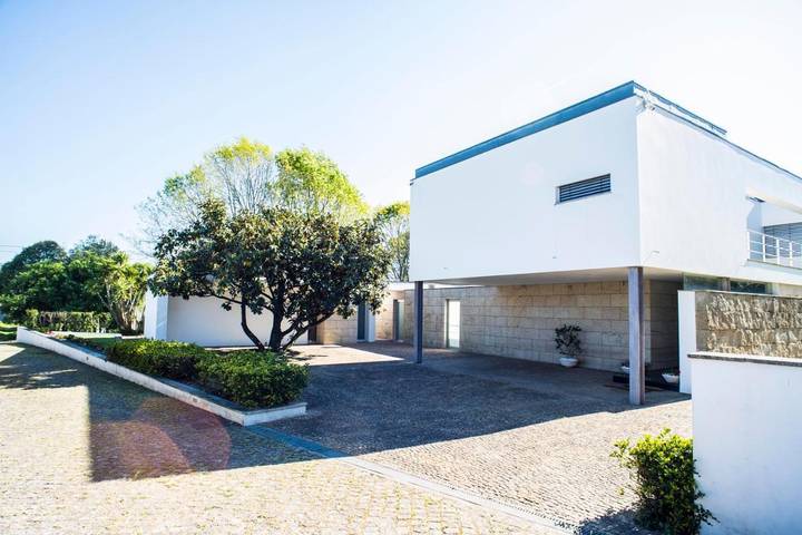 Location de vacances pour 4 personnes, avec jacuzzi ainsi que jardin et piscine dans Briteiros - 2