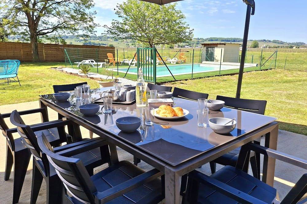 Location De Vacances pour 8 Personnes dans Bergerac, Périgord Pourpre