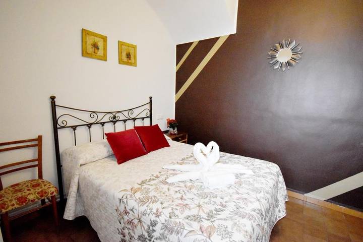 Casa rural para 10 personas, con Terraza en Abejar - 2