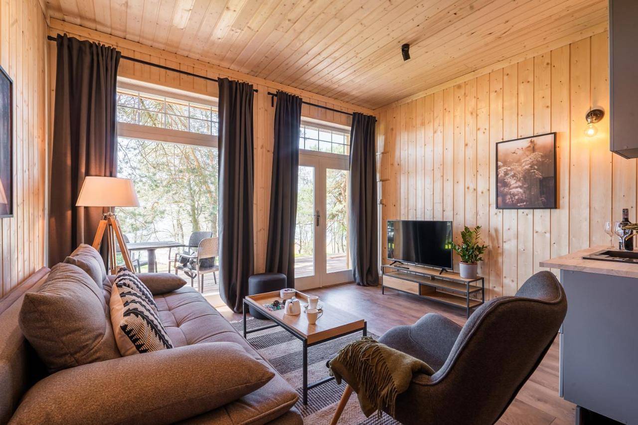 Double Room with Lake View in Węgorzewo, Mamry