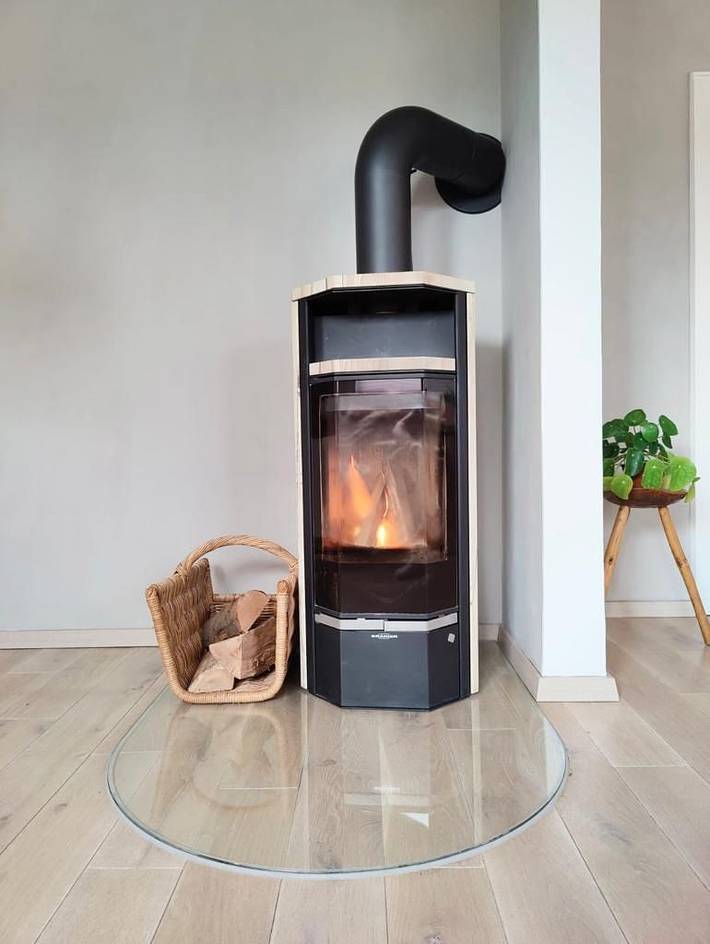 Leni - 2 Duschbäder, Wohnzimmer mit Kamin, Terrasse, Grill, 2 Stellplätze in Wesselburen, Kreis Dithmarschen