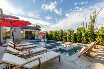 Vacation House for 12 Guests in Scottsdale, Arizona, Picture 2