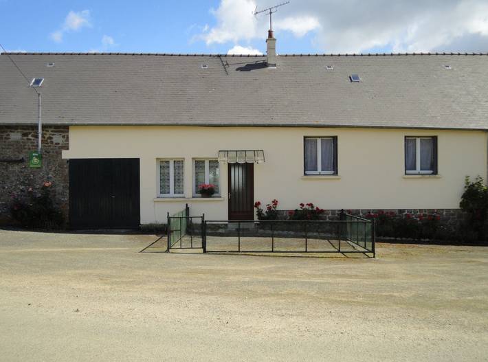 Gîte pour 5 personnes, avec jardin à Sainte-Marie-du-Bois