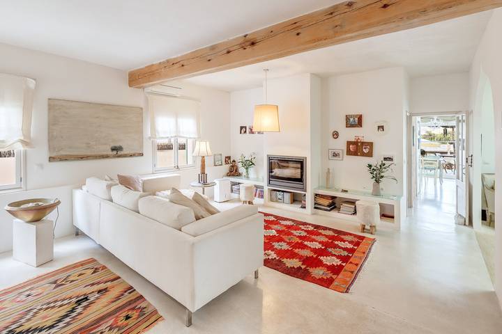 Beach house for 4 people, with Garden