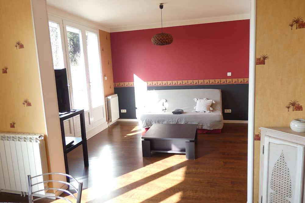 Maison au Calme in Ambert, Parque Natural Regional Livradois-Forez