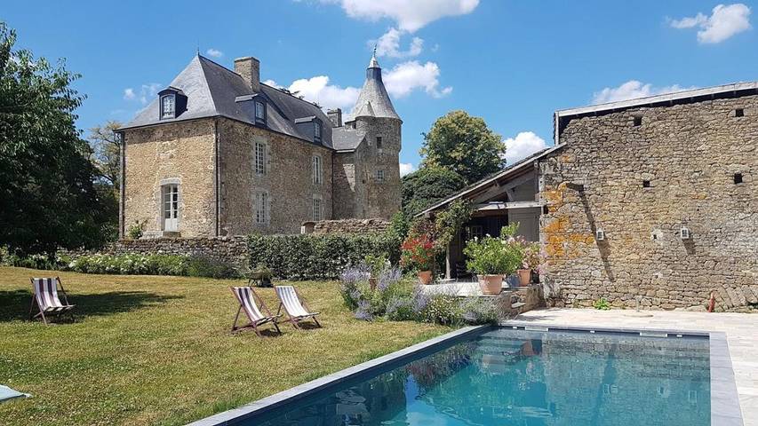 Maison de campagne pour 2 personnes, avec piscine ainsi que vue et jardin